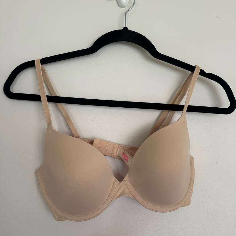 Victoria’s Secret‎ PINK Lightly Lined Push-Up Bra 34C – Nude